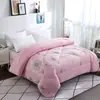 Regalos Promocionales al por Mayor del Fabricante, Cajas de Regalo Acolchadas, Colchas de Verano Refrescantes, Colchas Gruesas de Primavera y Otoño, Colchas de Invierno, Núcleos de Colcha de Algodón, Compra al por Mayor en Grupo