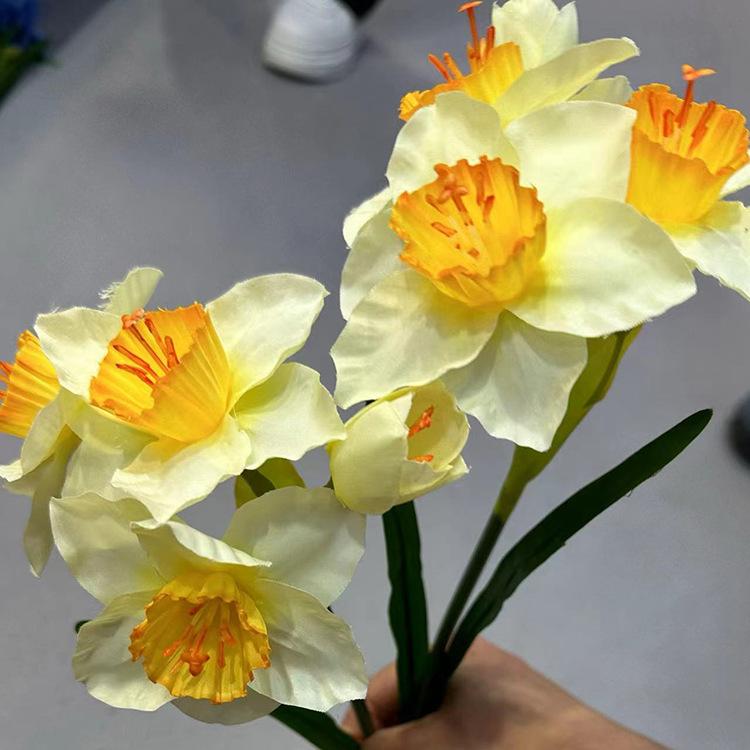 加密把束水仙花-香槟.jpg