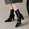 Otoño e Invierno 2024 Nuevas Botas Elásticas de Tacón Alto Grueso Puntiagudas Botas Simples Retro con Cremallera Lateral Talla Grande Moda Botas Individuales para Mujer