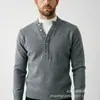 Suéter de cuello semi-alto de imitación de dos piezas para hombre, estilo americano de invierno, tejido de punto pullover resistente y moderno con diseño old money