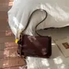 Bolsa de Axila de Grande Capacidade para Mulheres 2025 Outono e Inverno Novo Estilo Estilo Retrô Simples Casual Bolsa de Ombro Tote Bolsa de Moda