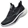 Zapatos de Hombre de Gran Tamaño Adhesivos en Frío Nueva Colección Primavera Verano 2026 Zapatos Deportivos Casuales de Malla Suela Transpirable Ligera Zapatillas de Correr Ultraligeras