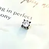 Pendientes serie tinta negra de aleación de titanio F-136, rosca interna de titanio G23, anillos de labio de circonita cúbica, joyería para piercing
