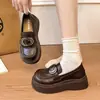 Mocasines de suela gruesa con hebilla metálica para mujer, nuevo otoño, sin cordones, a la moda, para ir al trabajo, estilo británico, zapatos pequeños de cuero