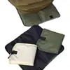 Tapete dobrável portátil impermeável e espesso para uso externo, ideal para caminhadas, trilhas, piqueniques e camping na grama.