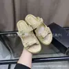 Zapatillas de Velcro Estilo Chanel para Mujer en Stock Transfronterizas Modelo Nuevo 2025 Sandalias Romanas con Hebilla de Diamante Romboidal Zapatos de Plataforma de Suela Gruesa para Mujer