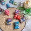Producción artesanal de laca no material de oso violento de laca flotante Wen accesorios de juego accesorios colgantes pulsera collar de mano