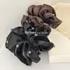 Pinza de plátano de nuevo estilo coreano de alta gama con forma de nube y pedrería, Pasador versátil de moda para mujer, Elegante accesorio para el cabello de clip retorcido