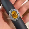 Nuevo Anillo de Paraíba de Corte Flor de Hielo de Alta Gama, Anillo de Piedra Preciosa de Color Huevo de Paloma Elegante Versátil de Lujo Ligero de Moda para Mujer