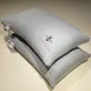 Algodón clase A grado maternal e infantil fibra de soja almohada terciopelo de pluma núcleo de almohada hotel cinco estrellas almohada al por mayor