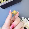 Anillo Vietnamita de Oro Arena Mate con Diseño de Hoja de Ginkgo y Flor, Estilo Chino, Anillo Femenino de Lujo Ligero, Fresco y Lindo, Suministro Directo del Fabricante