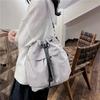 Bolsa de mujer con cordón fruncido para el hombro tipo bandolera de gran capacidad casual que combina con todo, ligera, portátil, de nailon, tipo cubo para mujer