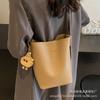 Bolsos Pequeños Retro de Moda de Este Año, Bolsos Nuevos para Mujer 2026, Bolsos Cruzados de Gama Alta, Diseño de Nicho, Bolsos Cubo Súper Populares
