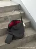Bolsa de Hombro de Nylon Relajante Roja para Mujer Moda Viajera Ligera Gran Capacidad Tipo Cubo