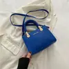 Bolsa Feminina, Bolsa Estilo Concha Nova, Bolsa de Mão com Pérolas, Uso Duplo Ombro Cruzado, Estilo Nicho, Bolsa Feminina Versátil