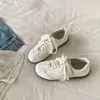 Sapatos de treino alemães estilo balé de sola macia de nicho para mulheres, coleção outono 2026, tênis casuais atléticos de corrida modernos e retrô, tênis de cano baixo