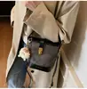 Bolsa tote pequena de trabalho de alta qualidade, super popular, feminina, nova para outono de 2026, bolsa de ombro única, bolsa transversal para o dia a dia