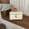 Bolso Cruzado de Hombro Único de Lujo Ligero de Nicho Bolso de Cadena Acolchado de Diamantes Bolso de Mano Versátil de Gama Alta Bolso Caja