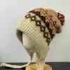 Gorro de Lana Cálido Anti-Frío Otoño Invierno con Felpa Adicional Protección para Orejas en Bicicleta Gorro Lei Feng Tejido Jacquard Fair Isle con Pompón para Mujer