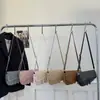 Bolsas Casuais de Nicho para Mulheres Verão 2025 Nova Tendência Moda Bolsa Sela Bolsa Transversal de Ombro da Moda para Mulheres
