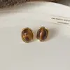 Brincos de Tarraxa Ovais de Resina Retrô Muito Elegantes Novo Estilo Quente Brincos Maillard Leve Luxo Toque de Alto Padrão Joia para Orelha