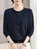 Suéter de outono para mulheres de meia-idade e idosas, dos 60 e 70 anos, suéter de mãe, suéter de avó, peça de outer wear para primavera e outono, cardigã