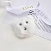 Broche de felpa de dibujos animados cabeza de oso muñeca pasador zapatos y calcetines accesorios sombrero bufanda bolsa colgante DIY al por mayor