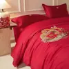 2026 Nuevo Moderno Rojo Boda Puro Algodón Juego de Cuatro Piezas Dote de Boda Lujo Ligero Nueva Colcha de Boda Cama de Boda Boda