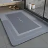 Tapete de chão de banheiro simples de cor sólida em diatomita, tapete absorvente de secagem rápida para o banheiro, capacho resistente ao desgaste e à sujeira para a entrada