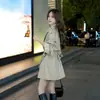 Gabardina casual holgada estilo coreano para mujeres petite, nuevo diseño ajustado para primavera y otoño 2026