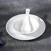 Vajilla de cerámica para hotel, venta al por mayor, juego de cuencos y platos blancos puros, vajilla creativa para restaurante con logotipo.