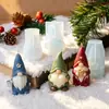 Molde de resina para arranjo de flores de gnomo de desenho animado de Natal, molde de silicone para vela de gesso perfumada de elfo sem rosto usando chapéu DIY