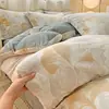 Juego de Ropa de Cama de Invierno de Alta Calidad, Nuevo, con Tallado 3D, de Terciopelo, Cuatro Piezas, de Terciopelo de Leche Burnout, para Mujer, Lujo Ligero, Sensación de Gama Alta