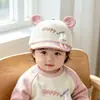 Touca de Bebê Fofa Super Adorável Coelhinho Boné de Veludo Baseball Meninos e Meninas Aba Macia Bico de Pato Bordado de Desenho Animado