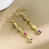 Brincos Longos de Gancho de Prata Estilo Europeu e Americano para Mulheres, Design de Luxo Acessível, Brincos de Franja com Zircônia Colorida, Fornecimento Transfronteiriço de Prata Esterlina S925