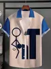 Camisa estilosa de retalhos de manga curta, uma peça de verão moderna e casual de uma marca popular, feita com tecido de seda gelada.