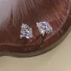 Aretes de flor no requieren perforación, aretes de vid de flor rizada ondulada, ear cuffs de flor de cinco pétalos dulces y frescos