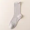 Calcetines de media pantorrilla para mujer para primavera y verano, calcetines finos de aire acondicionado, malla transpirable, algodón puro negro y blanco, absorbentes de sudor y resistentes al olor