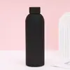 Copo Térmico Pequeno Estilo Americano Aço Inoxidável 304 Pintura Emborrachada Garrafa de Água Esportiva 500ml Copo de Água Fria para Exterior com Alça