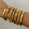 Pulseiras Europeias e Americanas com Fecho de Aço Inoxidável, Anéis de Aço Titânio com Design de Nicho, Joias Simples de Alta Qualidade para Venda Transfronteiriça, Venda Direta de Fabricantes