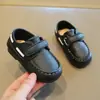 Mocasines Slip-On para Hombre y Mujer, Zapatos tipo Frijol Casuales de Suela Gruesa para Bebés, Nuevo Modelo 2026 con Velcro, Zapatos de Una Sola Pieza Cómodos y Versátiles