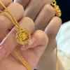 Loja de Ouro Mesmo Estilo Imitação Ouro de Areia Super Brilhante Rede dos Sonhos Pingente Rosa Colar para Mulheres com Gypsophila Moda Temperamento Corrente para Clavícula