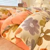 Conjunto de Roupa de Cama de Flanela de Algodão Lavado com Estampa Fresca Quatro Peças Lençol Capa de Edredom Fronha Fronha Conjunto de Três Peças para Cama de Solteiro de Dormitório Estudantil
