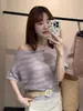 Top de punto hueco estilo coreano, dulce, de un hombro, manga murciélago para mujer, estilo corto de verano con cinturón en la cintura
