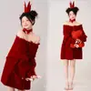 Estudio Fotográfico Nuevo Tema de Año Nuevo Traje Rojo Atmósfera Chica Dulce Interior Foto Fotografía Arte Foto Ropa