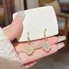 Pendientes de Moda de Aguja de Plata 925 con Cubos de Perla de Venta Caliente Pendientes Dulces de Nicho de Gama Alta Pendientes de Diseño Exquisito