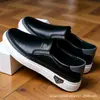 Zapatos de Cuero para Hombre Ultra-fibra Simples de Estilo Casual de Negocios Slip-on Juveniles Versátiles para el Trayecto al Trabajo Fuente de Suministro Directa de Fábrica Transfronteriza