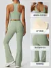 Conjunto Europeu e Americano de Yoga Sensação Nua Duplo Fosco Sexy Decote V Profundo Regata Levanta Bumbum Micro Flare Calça Longa Conjunto de Duas Peças 62142+62347