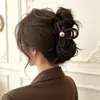 Pinza para el pelo redonda color marrón Melard para mujer, Accesorio para el pelo retro francés de nicho nuevo, Pinza de tiburón elegante de alta gama