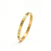 Pulsera de Acero Titanio Apilada Forma de T de Trébol de Venta Caliente Europea y Americana para Mujeres, Joyería de Pulsera de Oro de Gama Alta al por Mayor